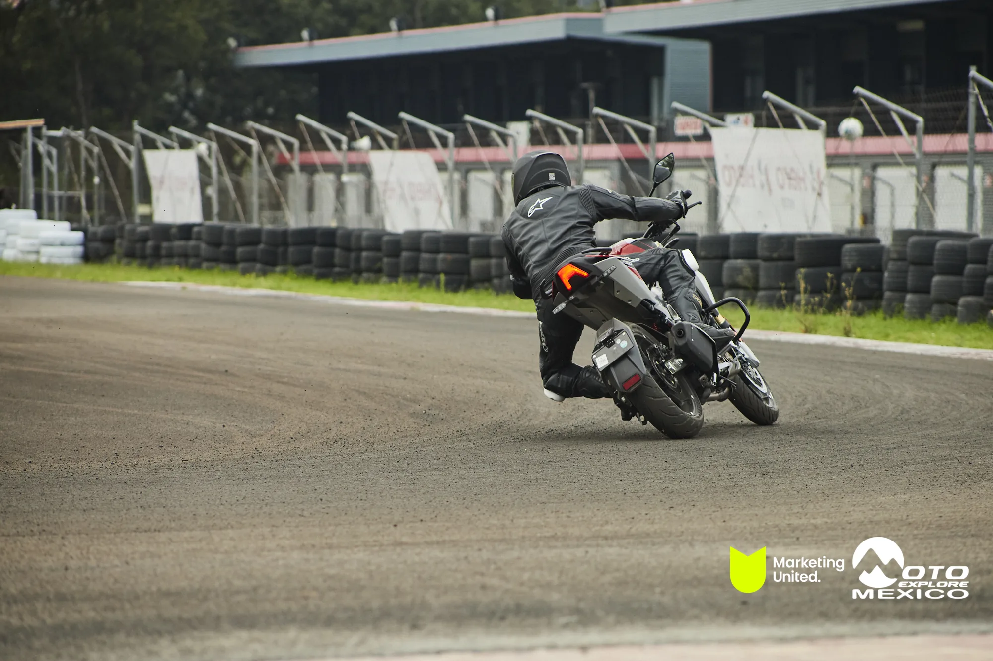 HUNK TRACKDAY 156